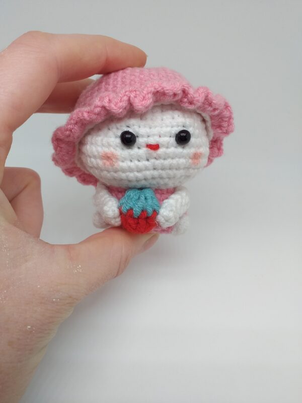 Figurine Hamster à la fraise – Image 6