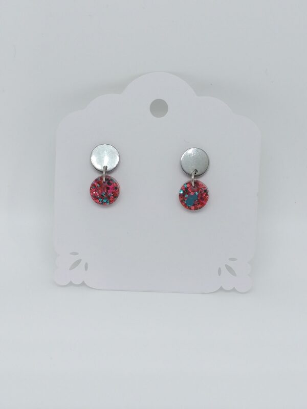 Boucle d'oreille résine mini Orion – Image 3